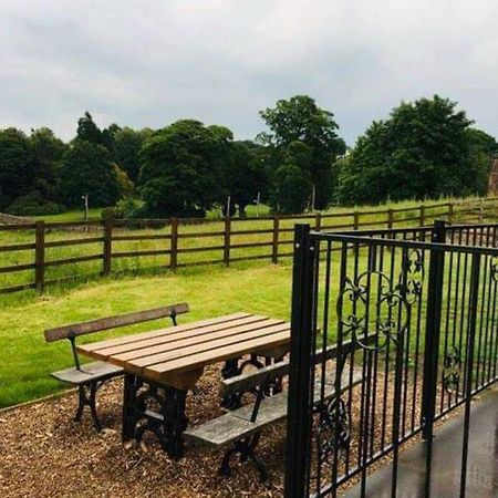 Malthouse Farm Cottage Carriage Dilhorne Экстерьер фото